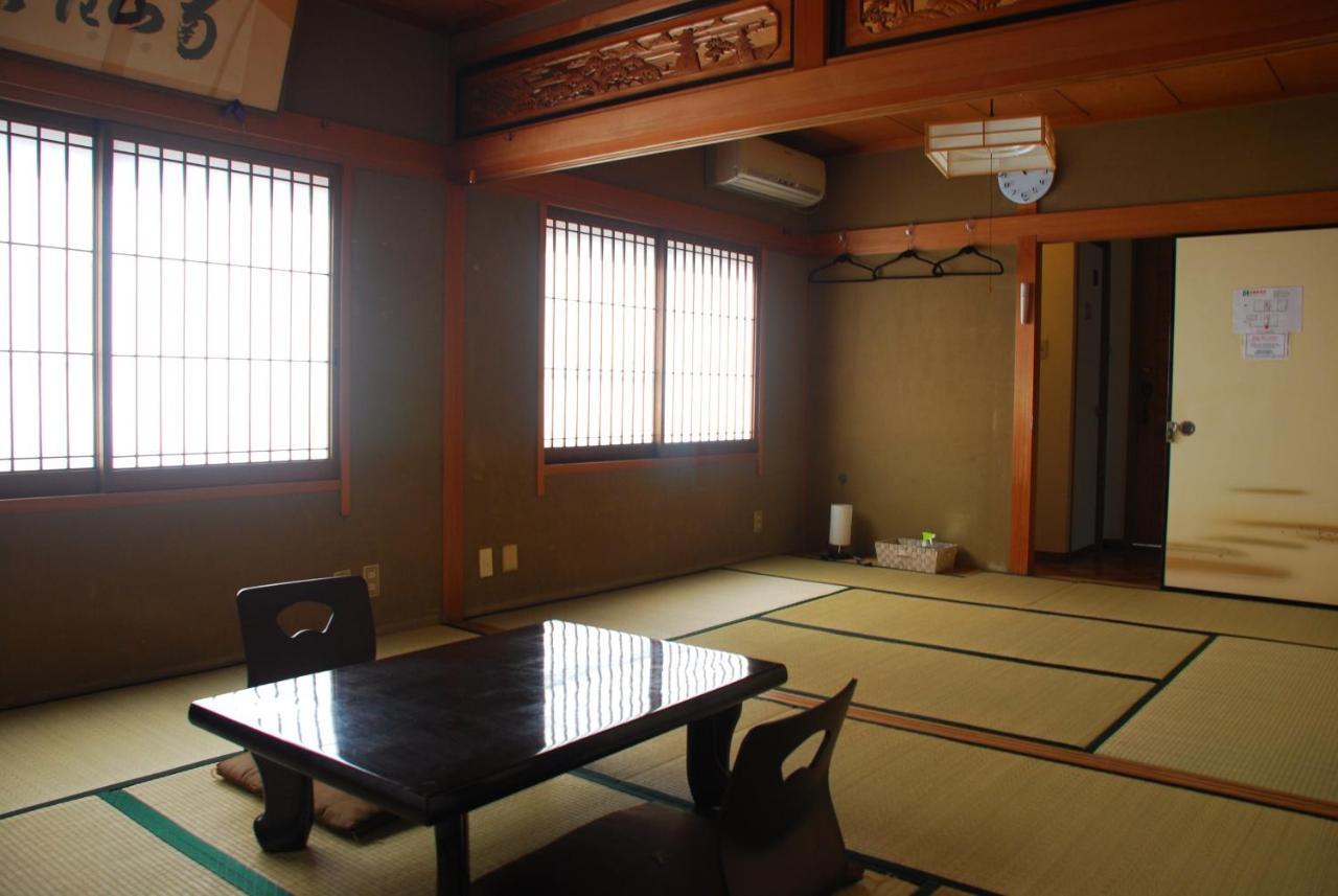 Tiny Guesthouse Umekoji 梅小路 Киото Екстериор снимка